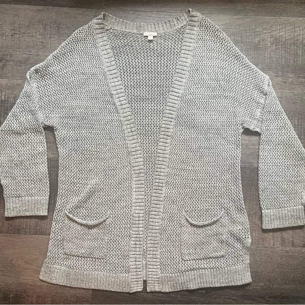 Women’s Gap Grey Knit Cardigan, Large